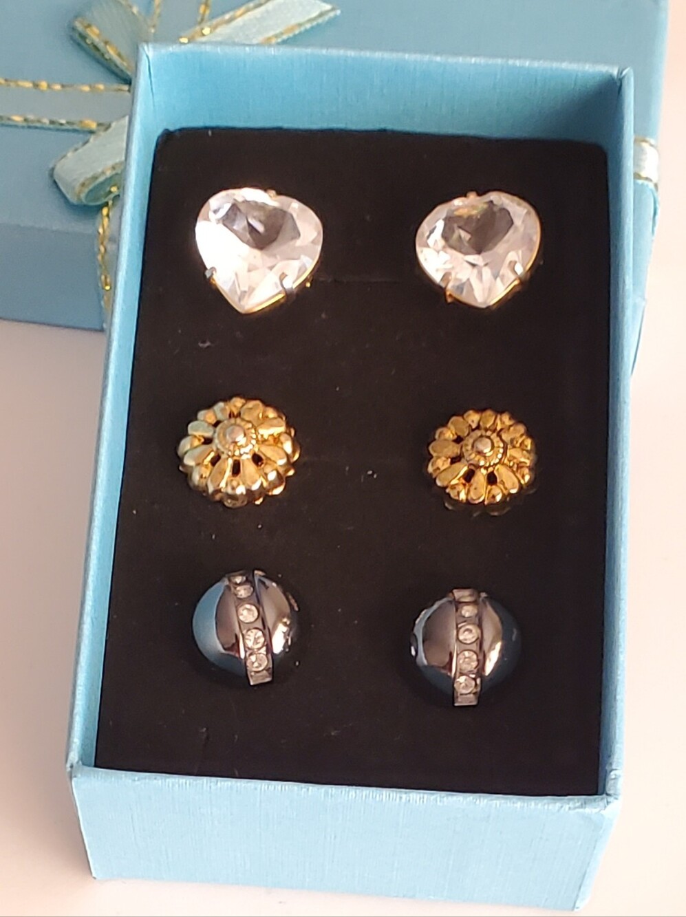 Vtg. Mixed Bundles Studs Earrings
